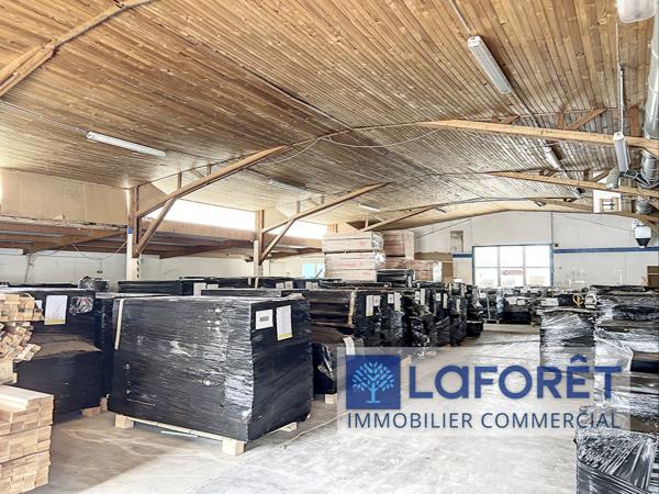 Achat local commercial Bressuire - 4134 m² - 1 749 000 €