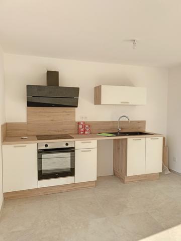 Sainte-Cécile-les-Vignes (84290) À Sainte-Cécile-Les-Vignes, appartement à louer terrasse