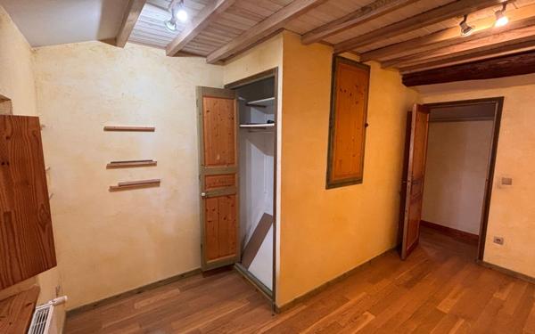 Maison à vendre    5 pièces • 140 m2 La Tour-de-Salvagny