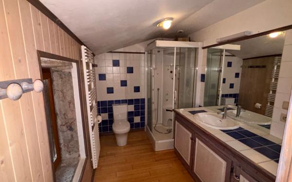 Maison à vendre    5 pièces • 140 m2 La Tour-de-Salvagny