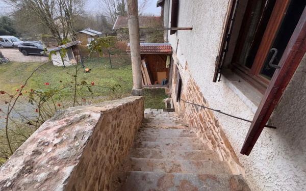 Maison à vendre    5 pièces • 140 m2 La Tour-de-Salvagny