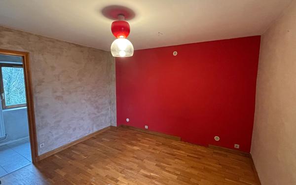 Maison à vendre    5 pièces • 140 m2 La Tour-de-Salvagny