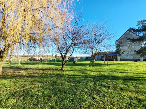 Maison à vendre à Saint-Gervais-les-Trois-Clochers (86230) - Vienne