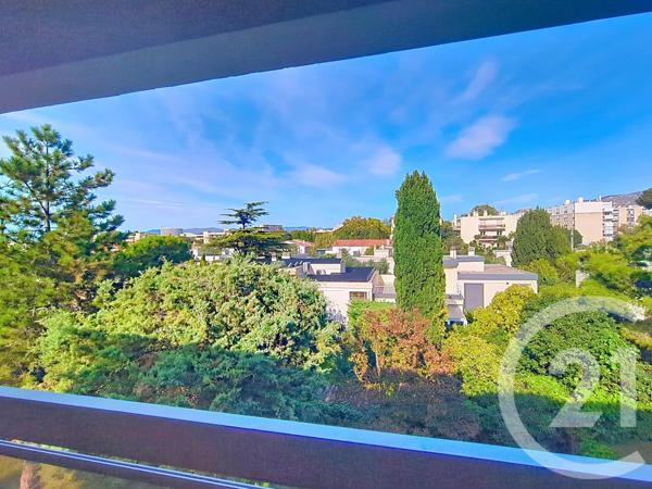 Appartement T3 à vendre  3 pièces - 79,50 m2 MARSEILLE - 13008