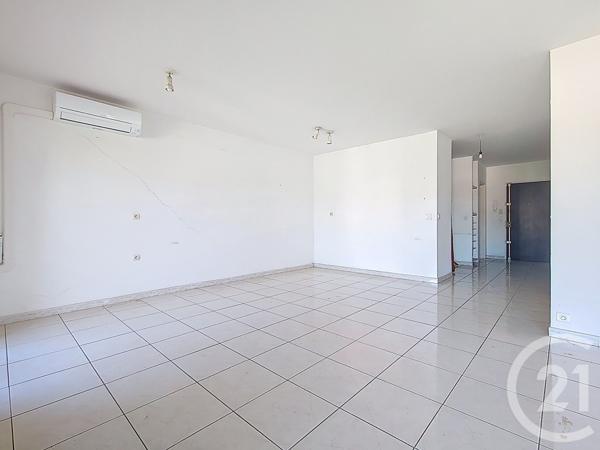 Appartement T3 à vendre  3 pièces - 79,50 m2 MARSEILLE - 13008