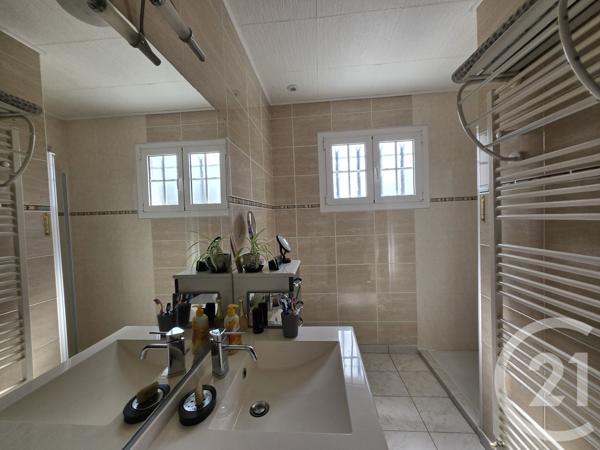 Maison à vendre  4 pièces - 105,07 m 2   QUEYRAC  - 33