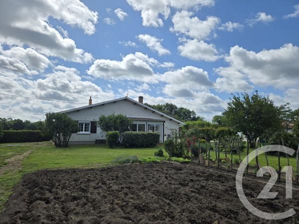 Maison à vendre  4 pièces - 105,07 m 2   QUEYRAC  - 33