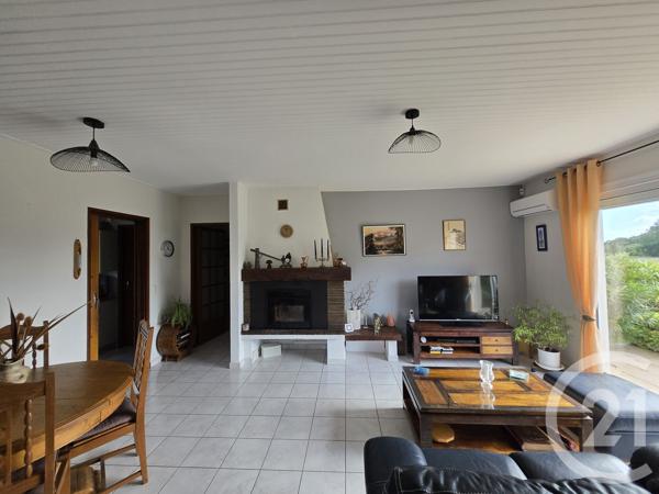 Maison à vendre  4 pièces - 105,07 m 2   QUEYRAC  - 33