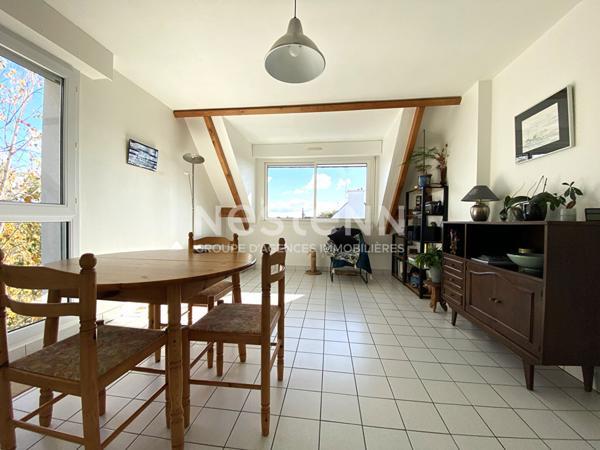 Appartement à vendre à Vannes proche du port dernier étage parking