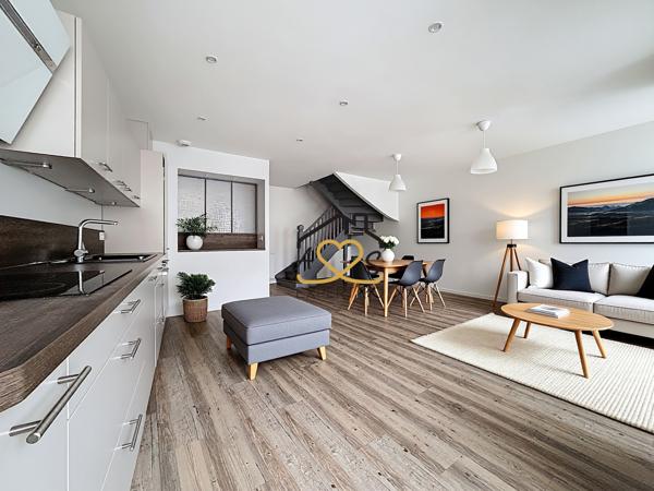 Billom (63160) Maison de ville avec terrasse et garage- Billom 63160