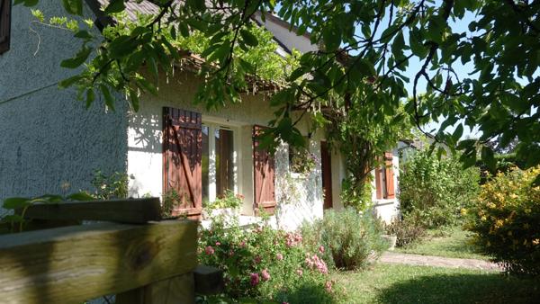 Maison familiale R+2 4 chambres, véranda et sous-sol;