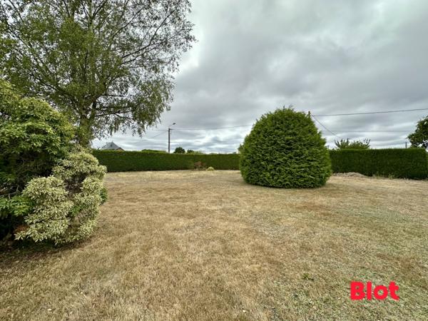 Terrain 776m²