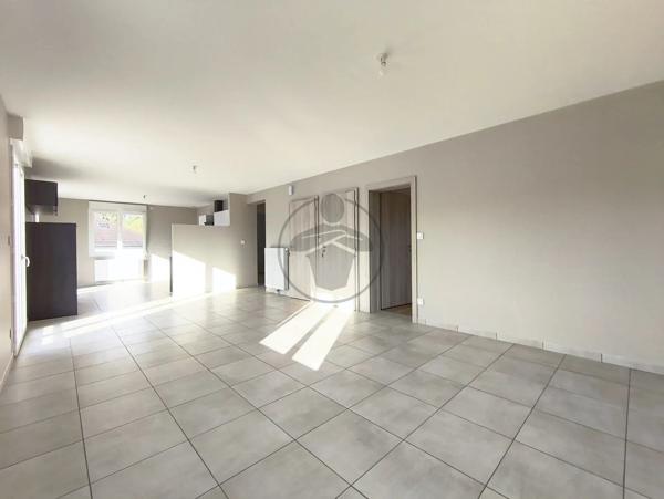 Location                                                      Maison
                        
                     6 pièces                      109 m2                     à Baume-les-Dames
