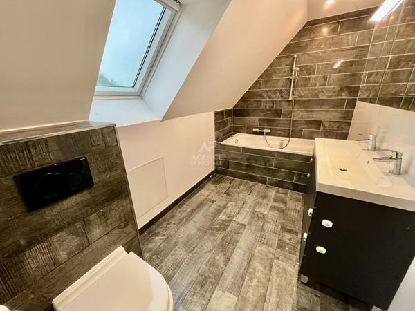 Maison Cergy 8 pièce(s) 181.59 m2 451 000 € ** - Référence 2207