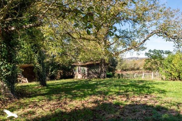 Maison à vendre |  Coudures |  5 pièces | 186 m²