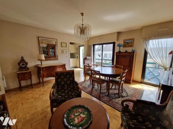 PONTIVY (56) Appartement 3 pièces - Cave - Parking