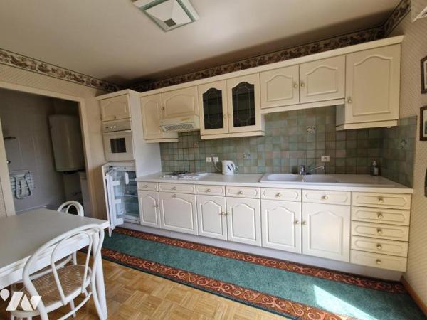 PONTIVY (56) Appartement 3 pièces - Cave - Parking