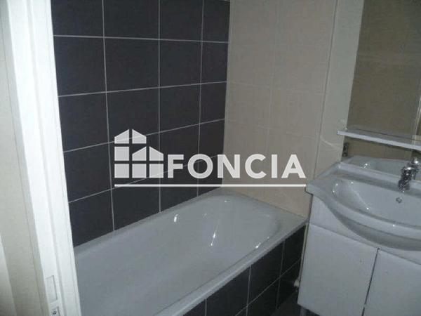 Location Studio 22.25 m² - 15 RUE COLONEL DUMONT Grenoble 38000