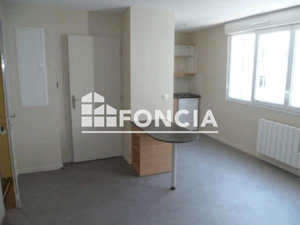 Location Studio 22.25 m² - 15 RUE COLONEL DUMONT Grenoble 38000