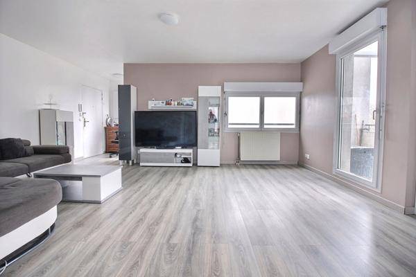 Appartement Saint Ouen Sur Seine 5 pièce(s) 110 m2