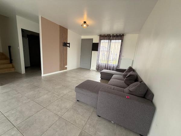 Maison Seiches Sur Le Loir 5 pièce(s) 111 m2