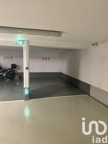 Parking à vendre 14 m² Courbevoie