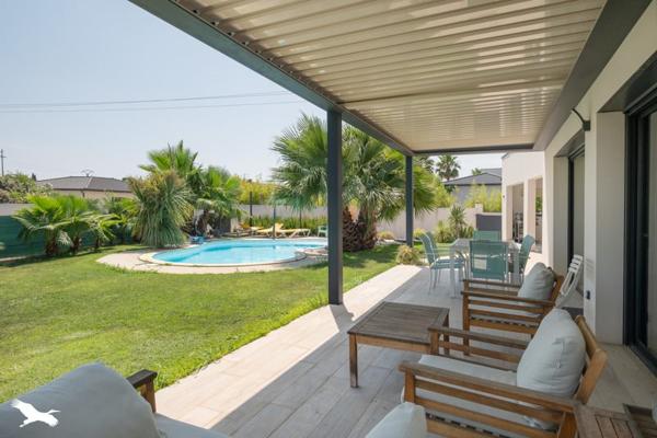 Maison à vendre |  Saint-Aunès |  5 pièces | 220 m²