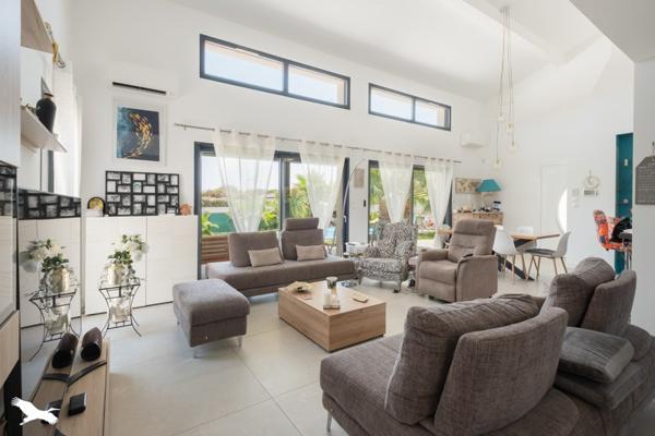 Maison à vendre |  Saint-Aunès |  5 pièces | 220 m²