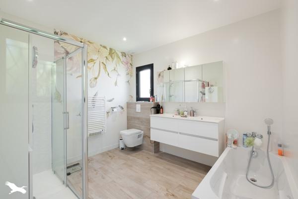 Maison à vendre |  Saint-Aunès |  5 pièces | 220 m²