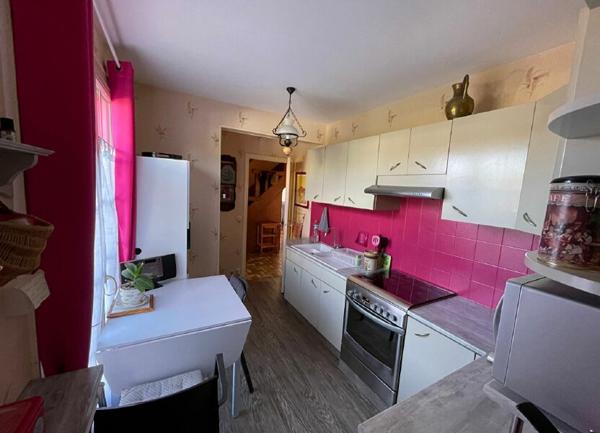 Maison à vendre    6 pièces •  Nogent-le-Rotrou