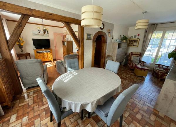 Maison à vendre    6 pièces •  Nogent-le-Rotrou