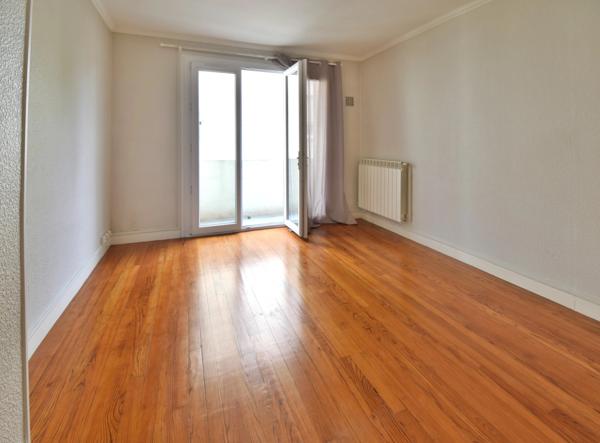 Appartement à vendre 3 pièces TARBES (65)