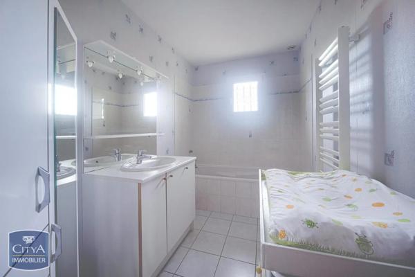 Maison à louer 5 pièces 109.98m² Ambérieu-en-Bugey (01500)