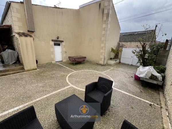 Vente Maison 4 pièces 130 m2 à Saint-Hilaire-la-Palud