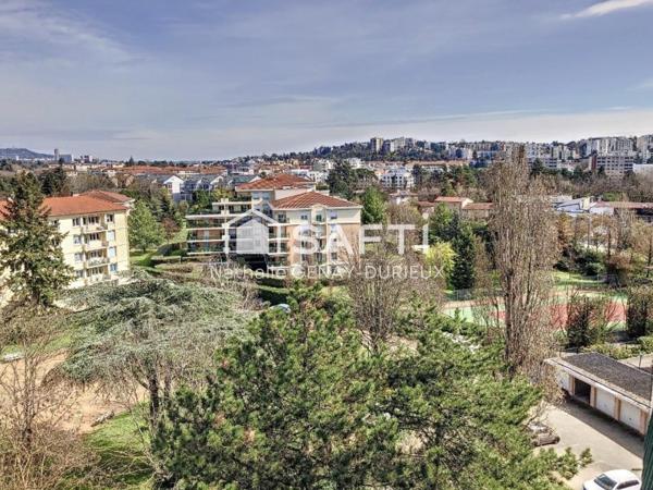 Appartement T3 - 78 m2 rénové dans un quartier résidentiel