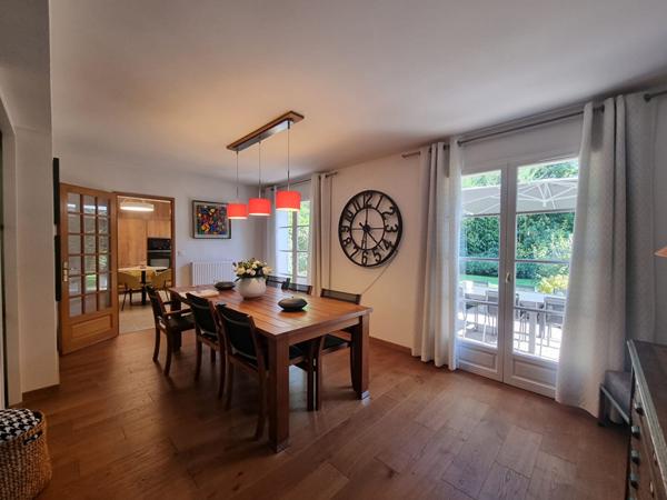 Maison Lamorlaye 6 pièces , jardin 760 m²