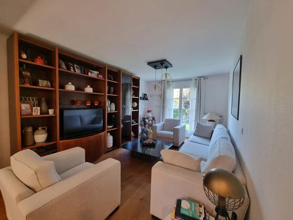 Maison Lamorlaye 6 pièces , jardin 760 m²