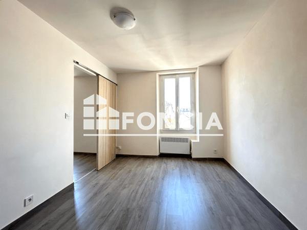 Location Studio 32 m² - 134 BOULEVARD MARECHAL JOFFRE Toulon Cedex 83000