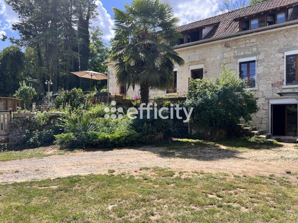 Maison 9 pièces - 211 m²