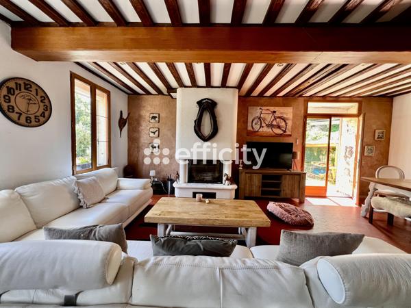 Maison 9 pièces - 211 m²