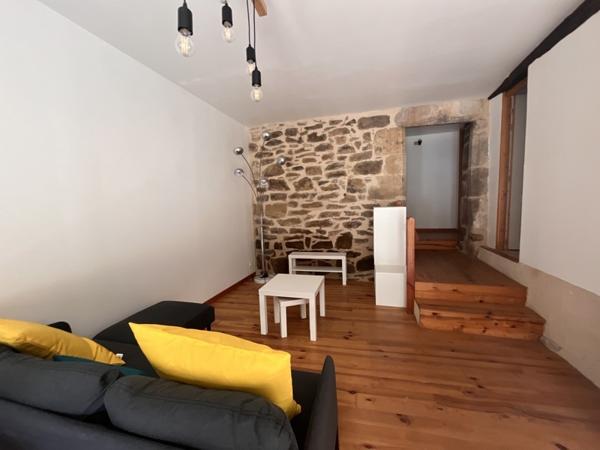 Appartement à louer 570 € CC Bio 3 p 59 m² DPE D