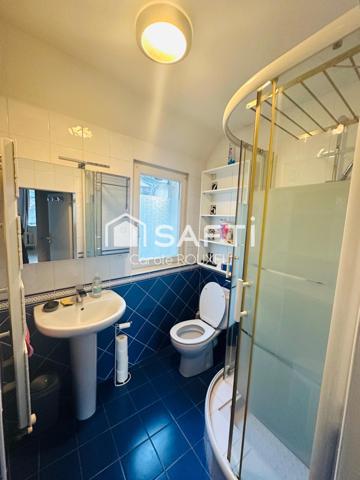 PORT DE VANNES Hauteur sous plafond au pieds des LICES