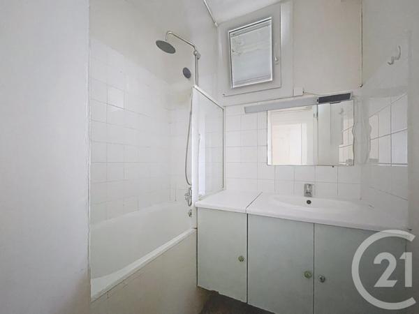 Appartement F3 à vendre  3 pièces - 60,03 m 2   BAGNOLS SUR CEZE  - 30