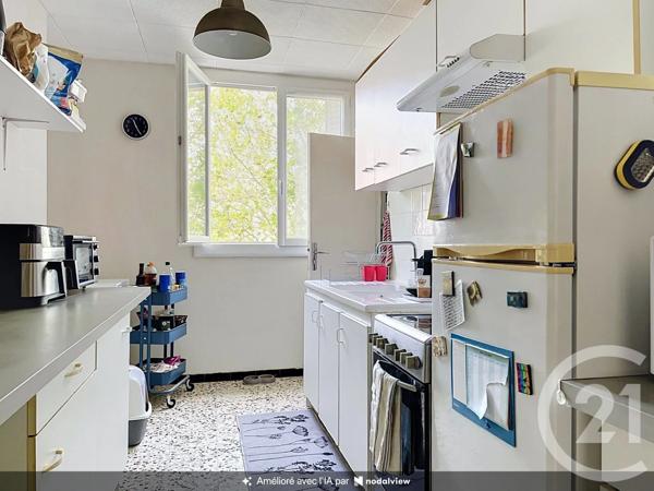 Appartement F3 à vendre  3 pièces - 60,03 m 2   BAGNOLS SUR CEZE  - 30