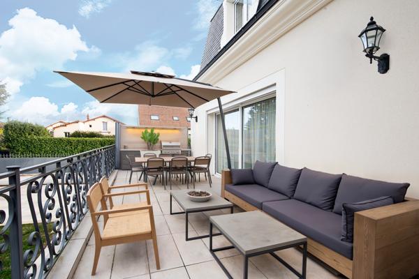 Maison 5 pièces - 350 m² Exclusivité efficity