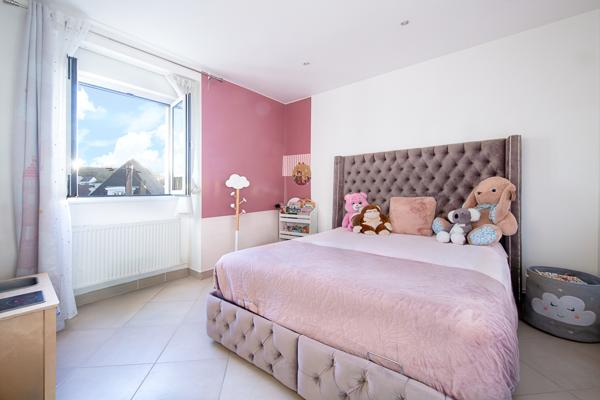 Maison 5 pièces - 350 m² Exclusivité efficity