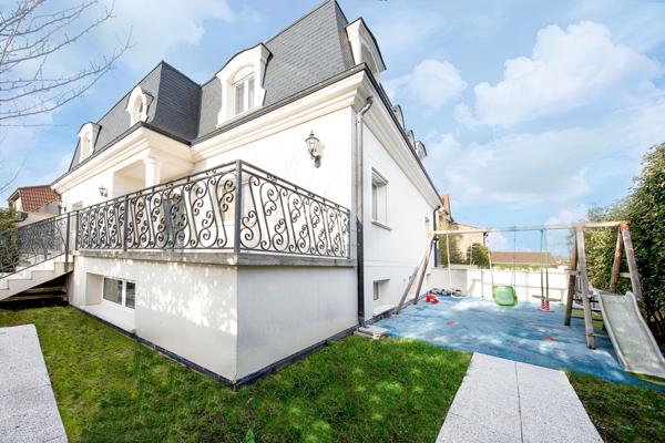 Maison 5 pièces - 350 m² Exclusivité efficity