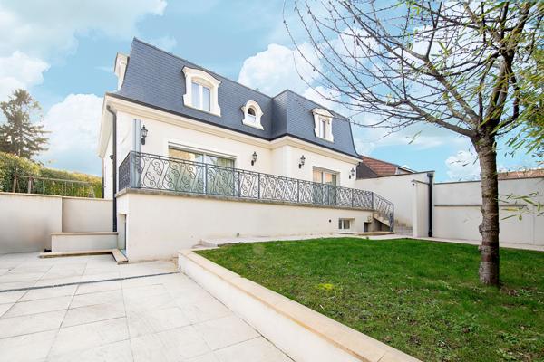 Maison 5 pièces - 350 m² Exclusivité efficity