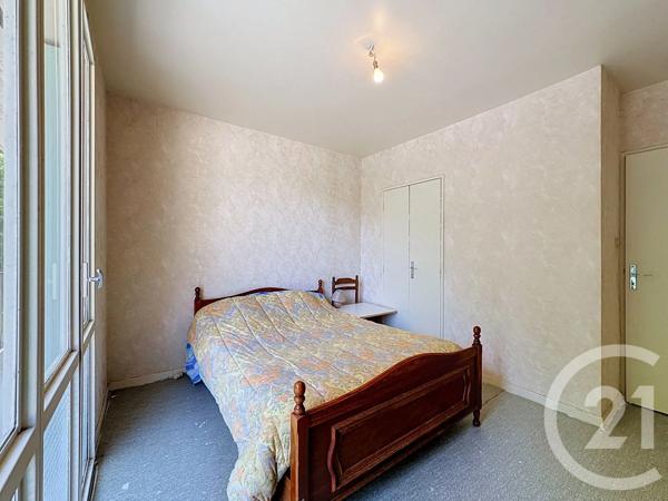 Appartement T4 à vendre  4 pièces - 80,29 m 2   COUFLENS  - 09