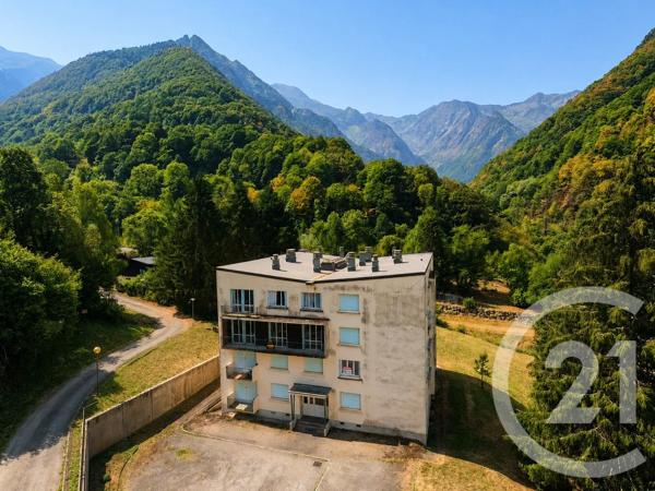 Appartement T4 à vendre  4 pièces - 80,29 m 2   COUFLENS  - 09